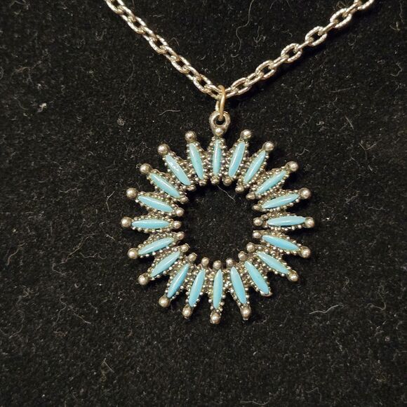 (2) Vintage Faux Turquoise Silver-tone Chain Pendant & Long Beaded Necklace - Picture 7 of 10